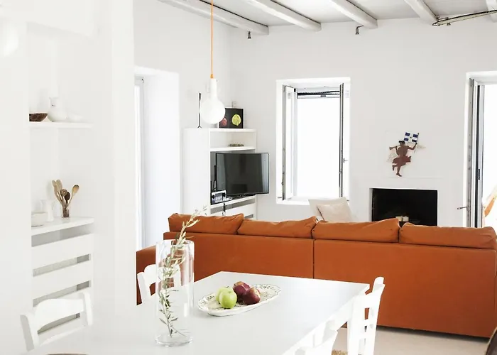 Luxury Seafront Villa Aliki (Paros)