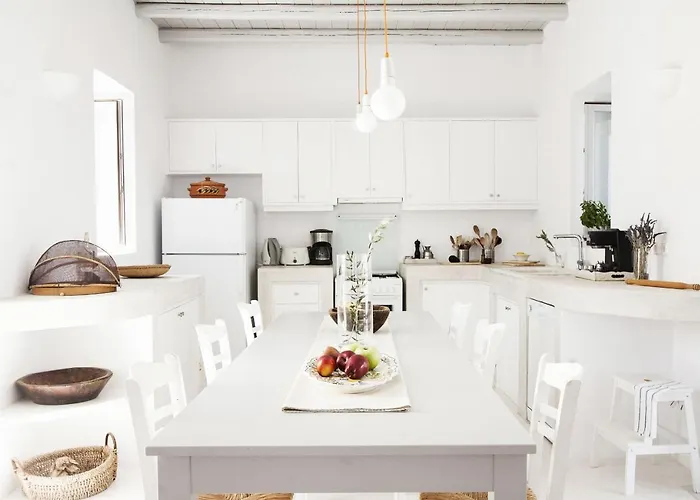 Luxury Seafront Villa Aliki (Paros)