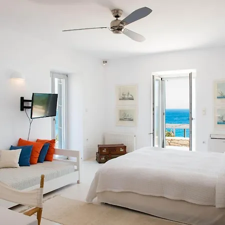 Luxury Seafront Aliki (Paros)