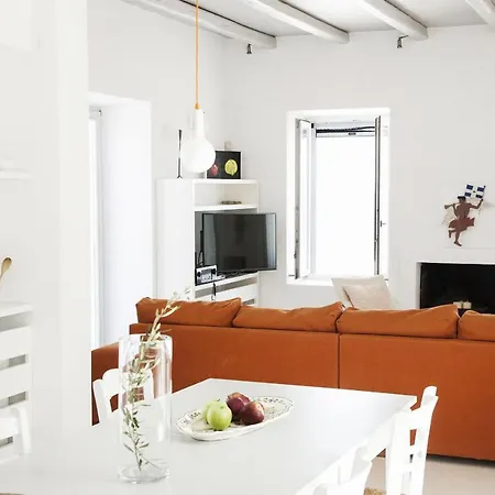 Luxury Seafront Villa Aliki (Paros)