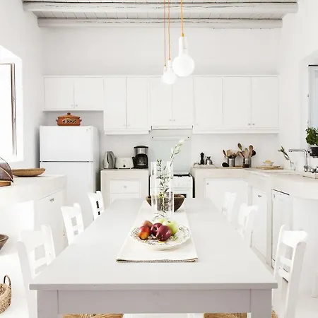 Luxury Seafront Villa Aliki (Paros)